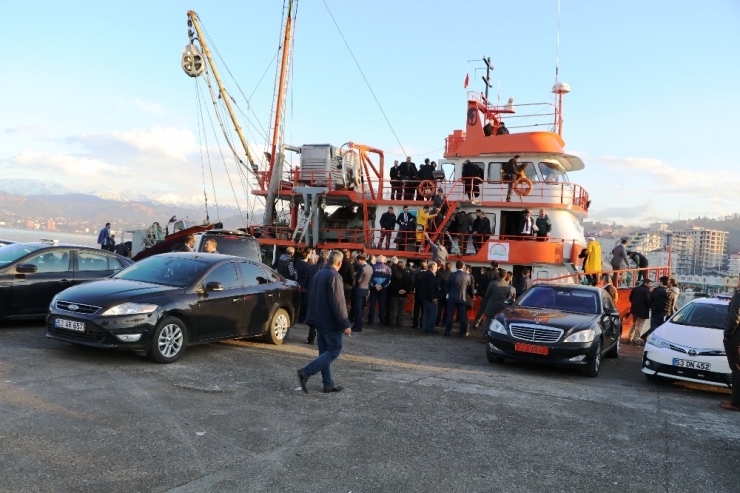 “En Fazla 25 Kişi Binebilir” Dedikleri Balıkçı Teknesine 50’nin Üzerinde Kişi Bindirdiler