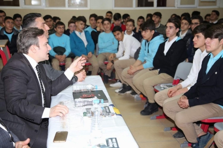 Siirt’te ‘Gençlik Buluşmaları’ Devam Ediyor