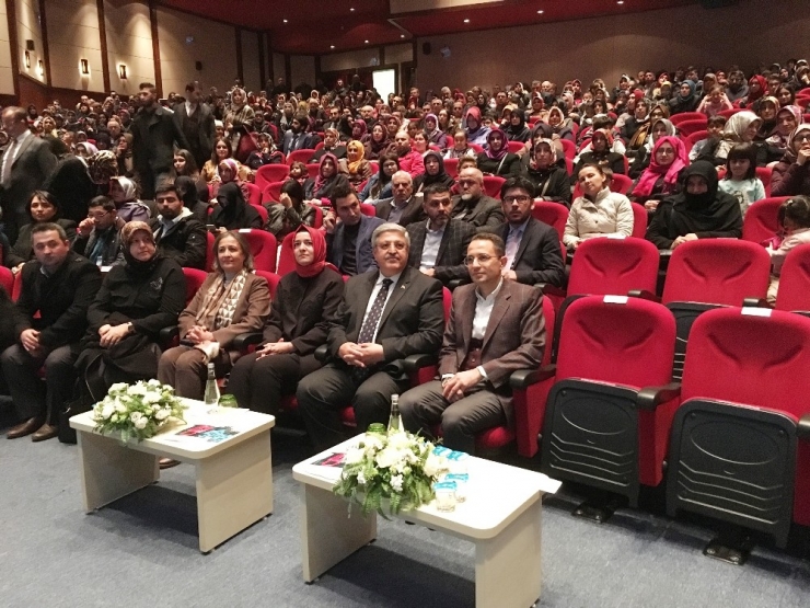 Bakan Kaya’dan Ailelere Teknoloji Uyarısı