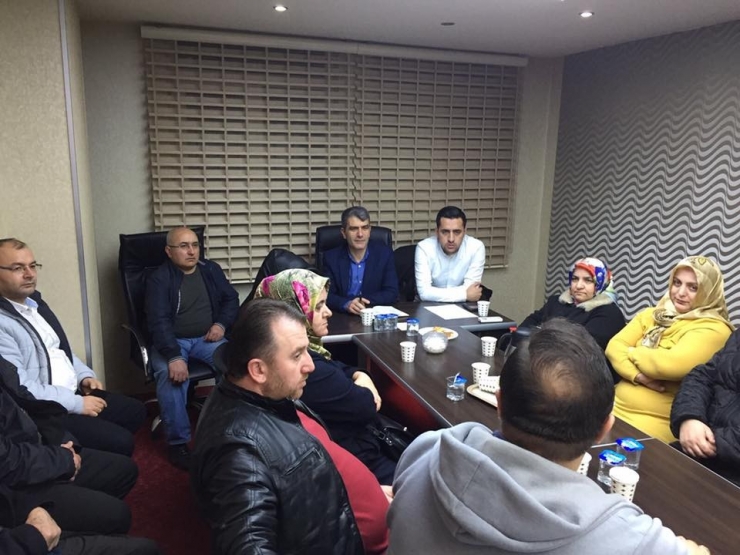 Ak Parti Merkez İlçe Mahalle Başkanları Toplantısı Yapıldı