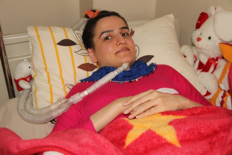 3 Makineyle Hayata Tutunuyor, Tek Hayali Cumhurbaşkanı Erdoğan’ı Görmek