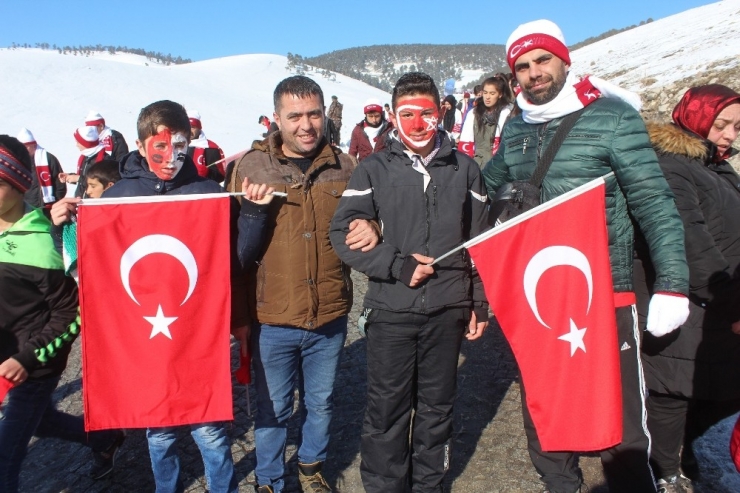 Ağrı Gençlik Merkezi, Bin Genç İle “Gençlik Şühedanın İzinde” Programına Katıldı
