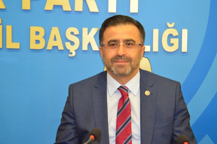 Milletvekili Ömer Ünal: "Ak Parti Verdiği Sözleri Bir Bir Tutuyor"