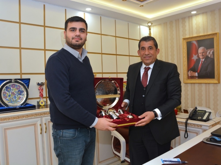 Ak Parti Mkyk Üyelerinden Başkan Atilla’ya Ziyaret