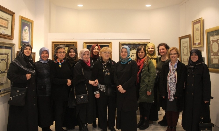 Göz Kamaştıran Tezhip Sergisi