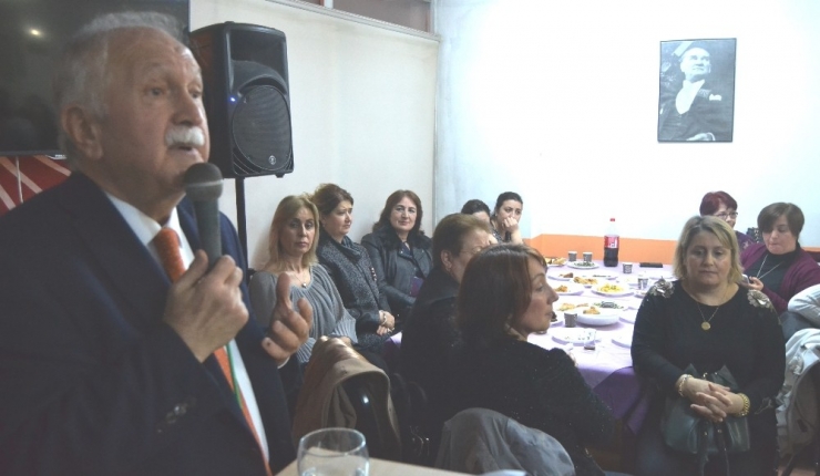 Bektaşoğlu: “Türkiye’nin Kaderini Kadınların Tercihi Belirleyecek”