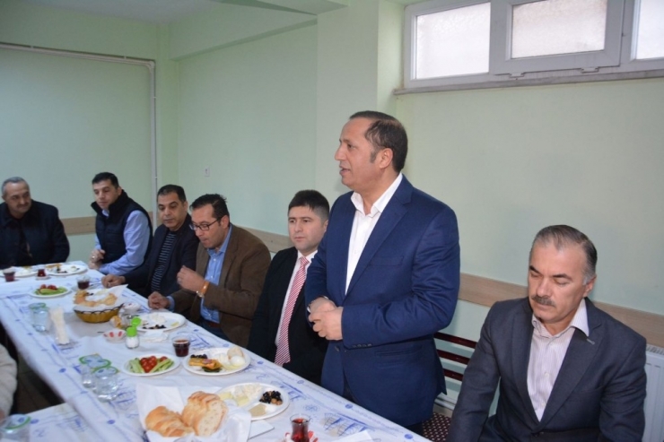 Başkan Toltar’dan Sakaryalılar Derneği’ne Ziyaret