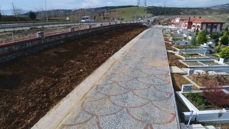 Kocaeli’de Mezarlıklar Yenileniyor