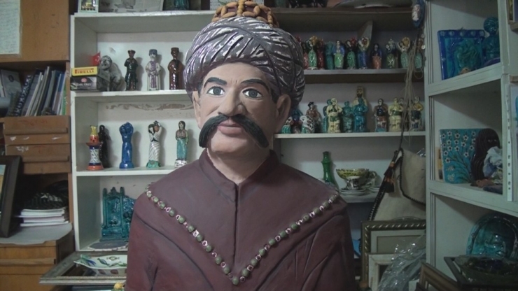 Çiniye Gönül Veren Bir Usta