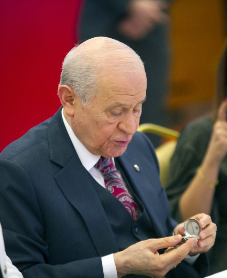 Bahçeli’den Karıştıranlar İçin ’Bozkurt’ Ve ’Heavy Metal’ İşareti