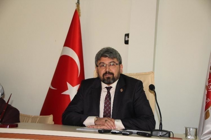 İl Genel Meclis Başkanı Ak Parti’den ‘Geçici İhraç’ Edildi, Komisyon Üyelikleri Düşürüldü