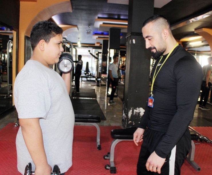 Bakışlarıyla Ömür Boyu İkramiye Kazandı