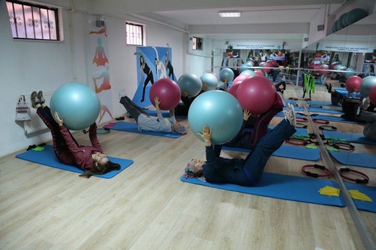 Step, Aerobik Ve Pilates Kayıtlarına Yoğun İlgi