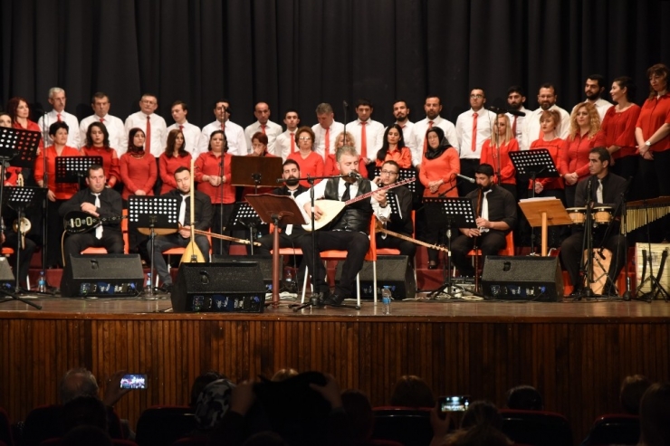 Türküler İle Yeni Yıl Konseri