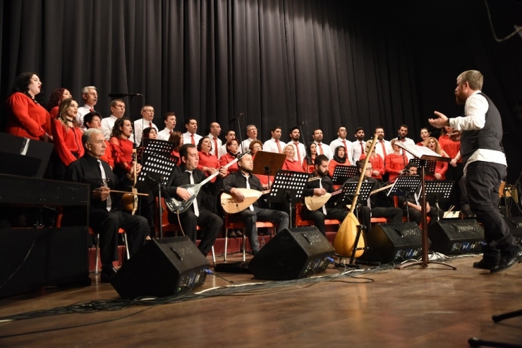 Türküler İle Yeni Yıl Konseri