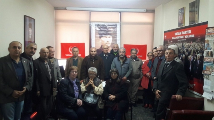 Burhaniye Vatan Partisi’nde Celal Yılmaz Güven Tazeledi