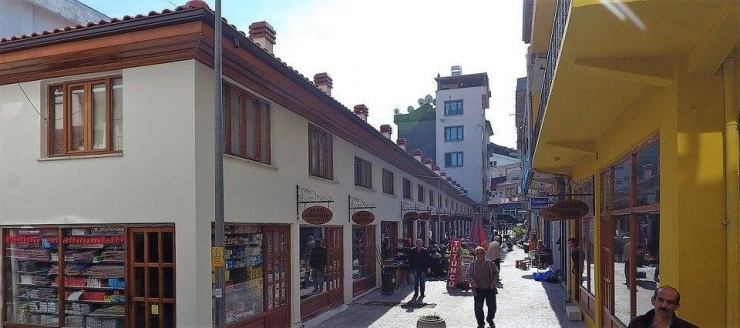 Akçakoca’da Sokak Sağlıklaştırma Projesi Bu Yılda Sürecek