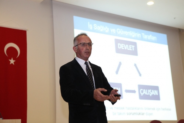 Aü Çalışanlarına İş Sağlığı Ve Güvenliği Eğitimi