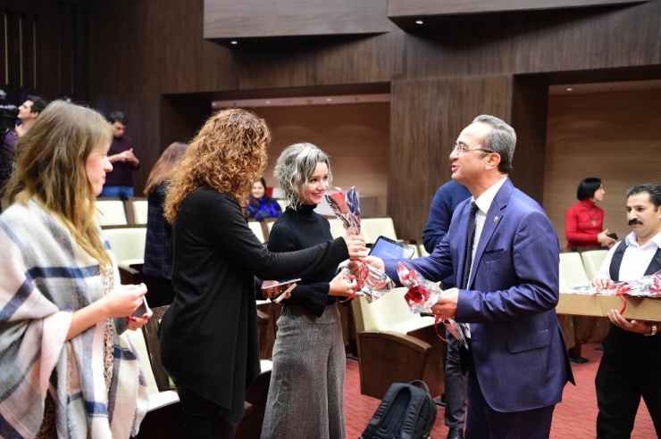 Chp’li Tezcan: "Resmi Olarak Şöyle Bir İttifak Diye Bir İttifakı Dillendirecek Bir Kararımız Yok"