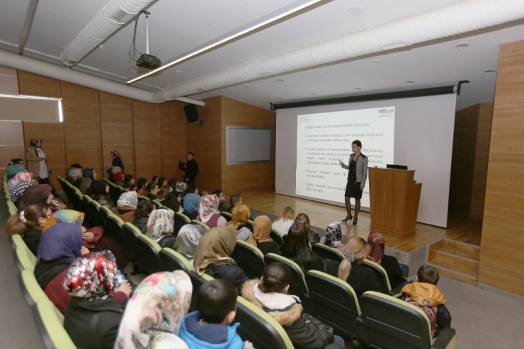 Büyükşehir Enerji Verimliliğini Önemsiyor