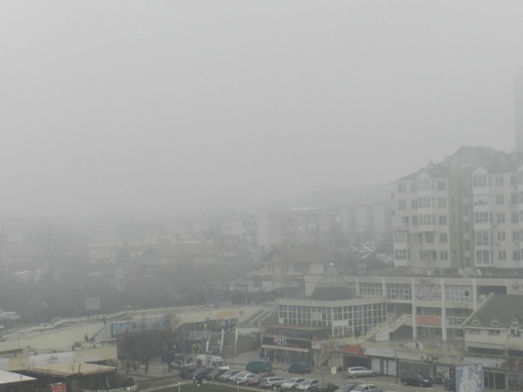 Kosova’da Hava Kirliliği Sağlığı Tehdit Ediyor