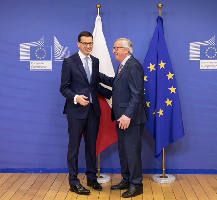 Ab Komisyonu’yla Polonya Arasında ”Hukukun Üstünlüğü” Görüşmesi