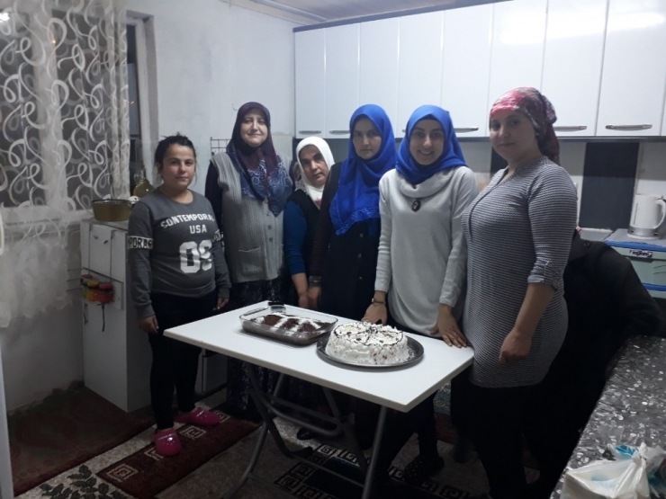 Yaş Pasta Yapımı Kursu’na İlgi