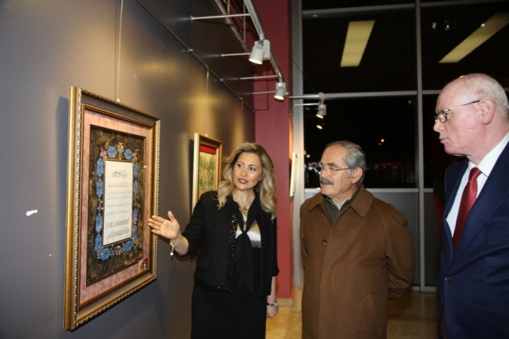 “Kağıtta Açan Çiçekler” Eskişehir’de Sanatseverlerle Buluştu