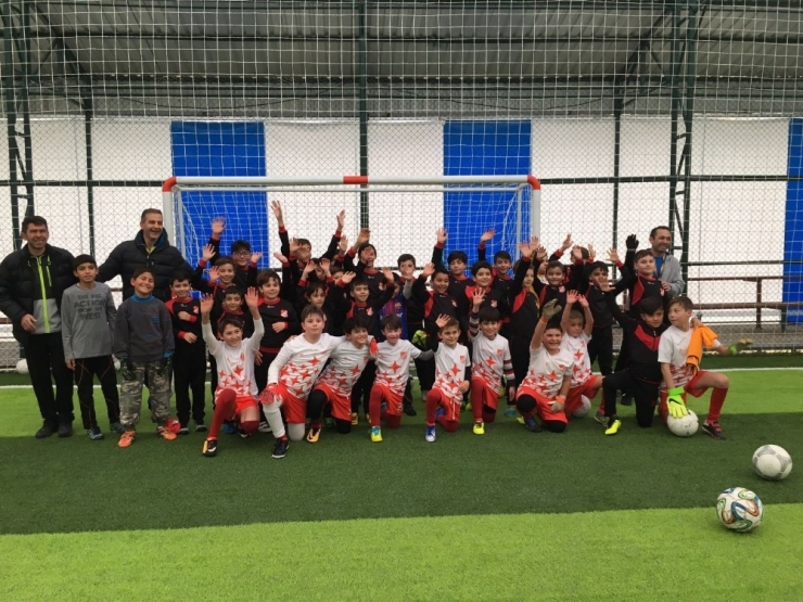 Bilecikspor Kış Spor Okulu’na İlgi Büyük