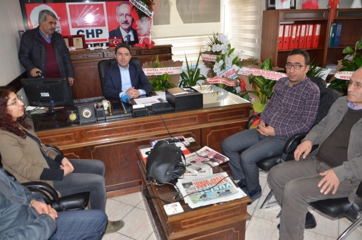 Eğitim-sen’den Chp’ye Hayırlı Olsun Ziyareti