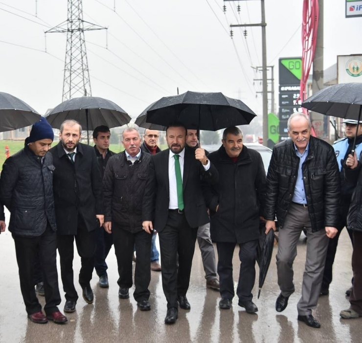 Başkan Doğan, Yağmur Altında Gündoğdu’yu Gezdi