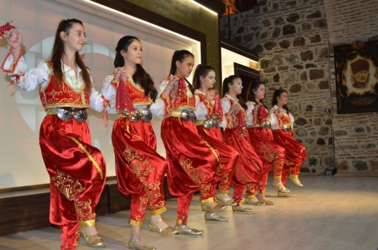 Manisa Yeşilay Cemiyeti Gençleri Buluşturdu