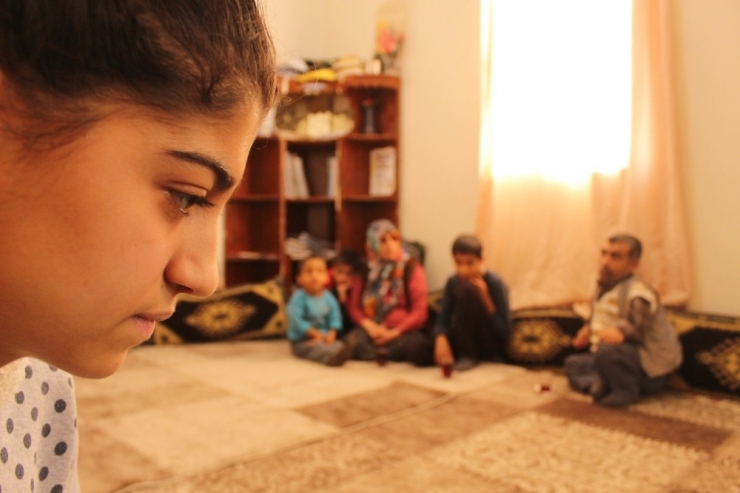 Hasta Ve Engelli Aile Bireylerine Bakan Liseli Besime Yardım Bekliyor