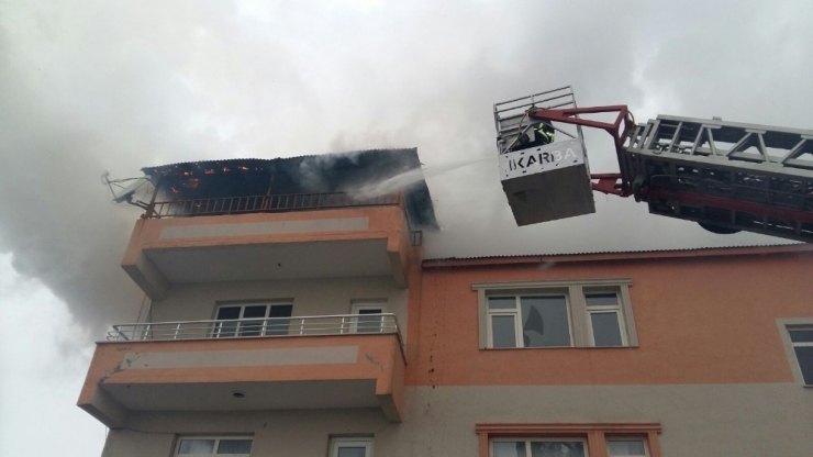 Bingöl’de Çatı Yangını