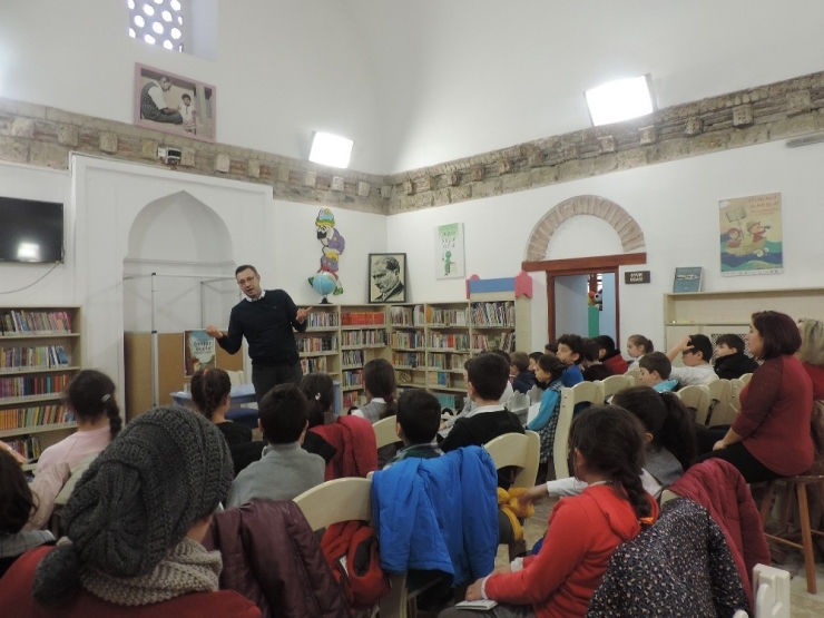 Küçük Okurlarla Büyük Buluşma