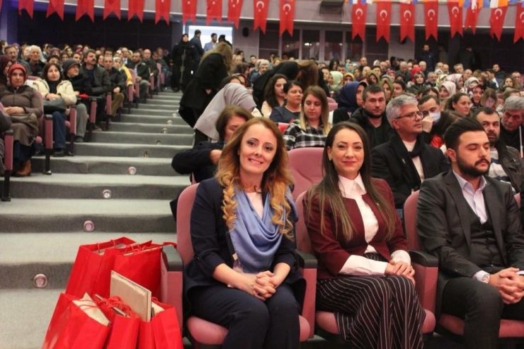 Çorlu’da Ak Kadınların Yeni Başkanı Arıcan Oldu