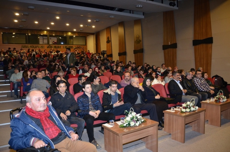 ‘Bir Nevi Gösteri’ye Yoğun İlgi