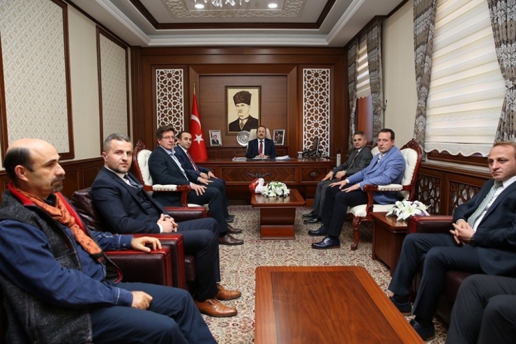 Turizm Sektörü Temsilcilerinden Vali Pehlivan’a Ziyaret