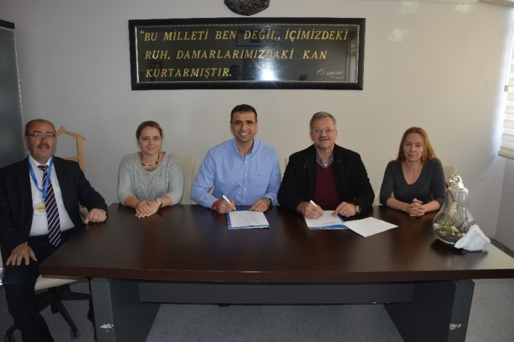 Mersin Osb’de Öğrenciler İş Hayatına Hazırlanıyor