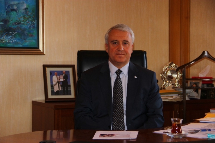 Anadolu Üniversitesinden ’Tezsiz Yüksek Lisans’ta Büyük Kolaylık