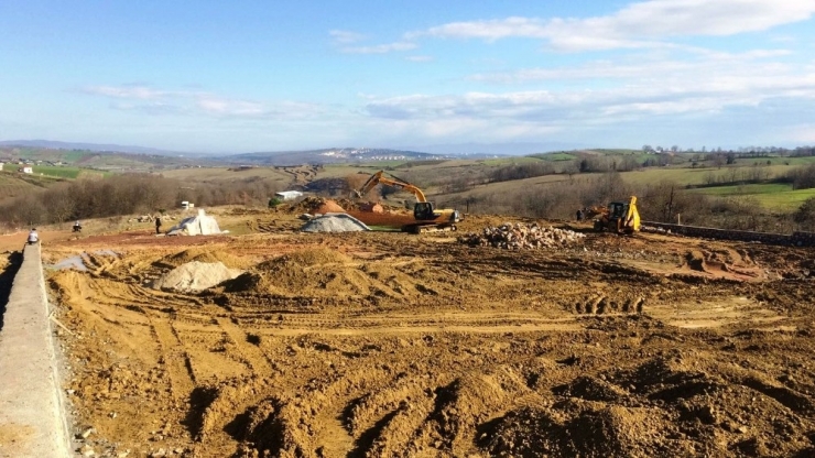 İzmit Belediyesi’nden Akmeşe’ye Büyük Yatırım