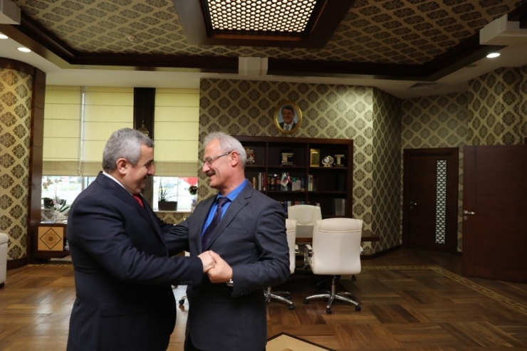 Körpaş İşçisi İçin Görüşmeler Başladı