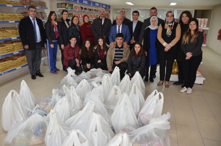 Yunusemreli Öğrencilerden Örnek Davranış