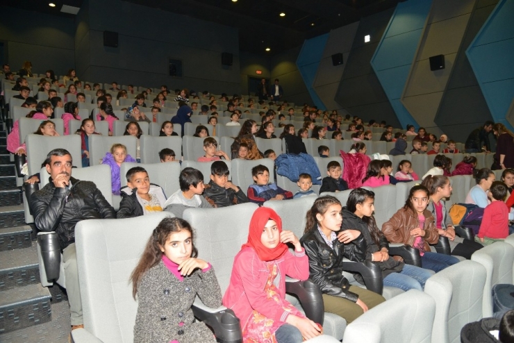 Diyarbakır’da Ücretsiz Sinema Günleri Devam Ediyor