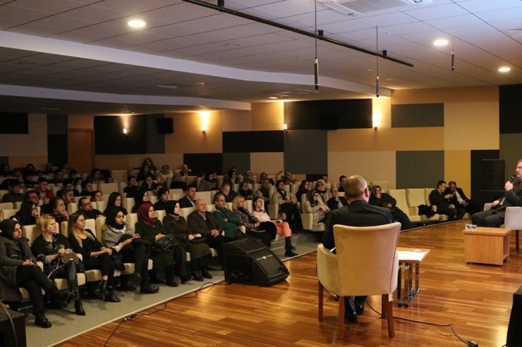 ‘Dünyanın Kemancısı’ İsimli Söyleşi Gerçekleşti