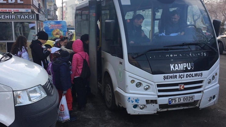 Ardahan Belediyesi’nden Kayak Severlere Ücretsiz Ulaşım Hizmeti