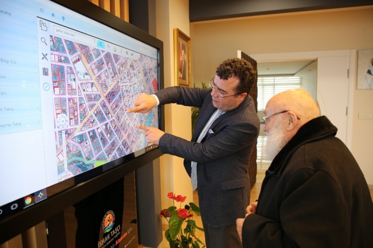 Başkan Taşçı: “İletişimde Öncüyüz”