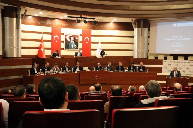 Antalya, Bir İlçenin 5 Katı Büyüklüğünde Tarım Alanını Kaybetti