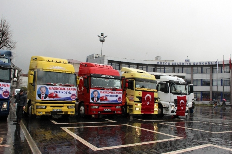 Onlarca Kamyoncudan Mehmetçiğe Destek Konvoyu