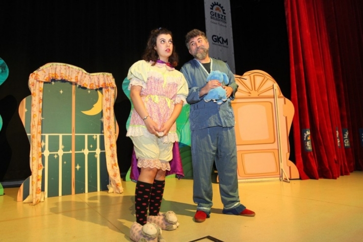 Gebzeli Çocukların Karne Şenliği Gkm’de Başladı